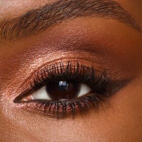 CHARLOTTE’S PALETTE OF BEAUTIFYING EYE TRENDS SENSUAL SUNSET