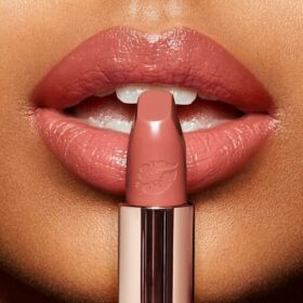 HOT LIPS 2 REFILL IN LOVE WITH OLIVIA